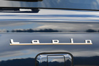 スズキ、軽乗用車「アルト ラパン」に 特別仕様車「モード」を設定して発売