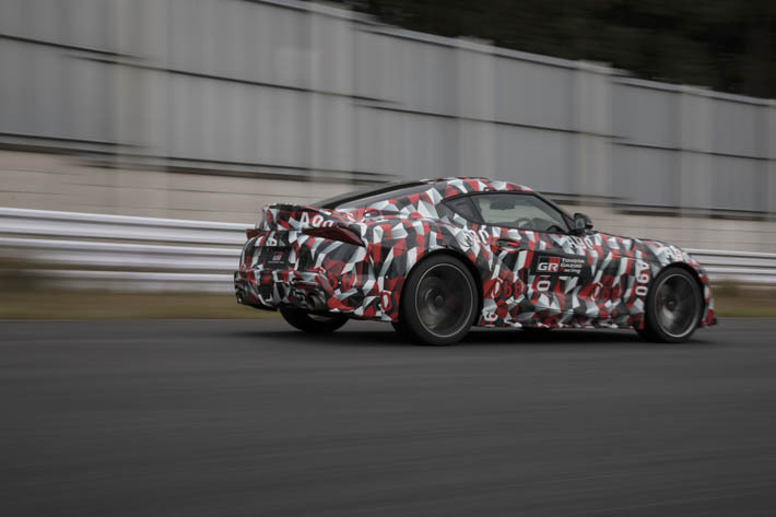 トヨタ 新型スープラ