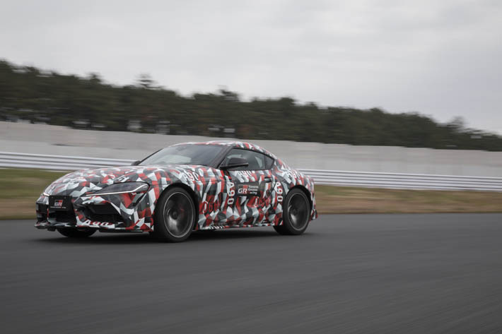 トヨタ 新型スープラ