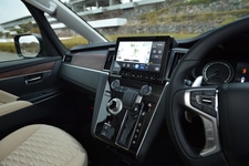 三菱 新型デリカD:5