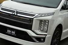 三菱 新型デリカD:5 URBAN GEAR