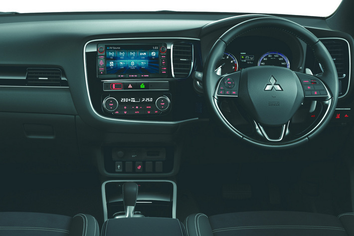 三菱 アウトランダー 特別仕様車「ブラックエディション」