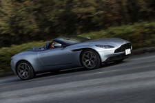 ASTON MARTIN DB11 VOLANTE(アストンマーティン DB11 ヴォランテ)