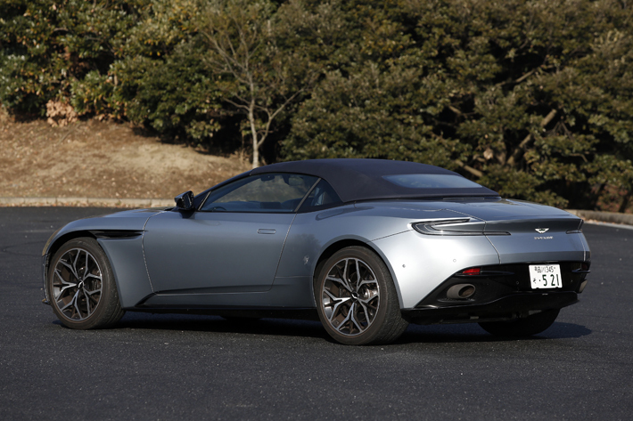 ASTON MARTIN DB11 VOLANTE(アストンマーティン DB11 ヴォランテ)