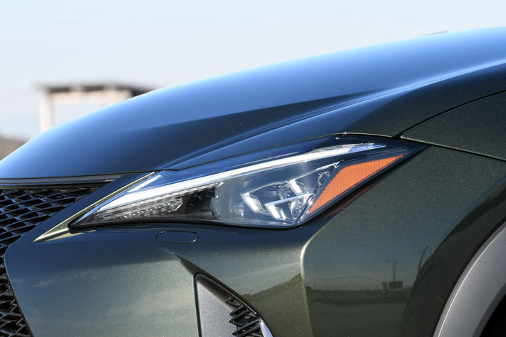 レクサス UX[UX200 