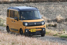 スズキ 新型スペーシア ギア