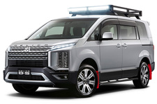 三菱自動車、東京オートサロン2019に新型 デリカD:5をはじめ7台の車両を出展 | テリー伊藤氏のトークショーも開催