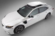 米Toyota Research Institute, Inc.（TRI）、新型自動運転実験車「TRI-P4」をCES®で公開