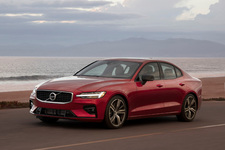 ボルボ S60 価格 車種カタログ情報 新車 中古車見積もりなら Mota