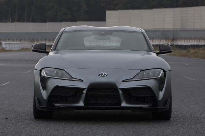 トヨタ 新型スープラ RZ[プロトタイプ／直6 3.0Lターボ／2019年春発売予定・5代目モデル]