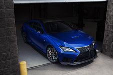 レクサス、新型「RC F」を世界初公開