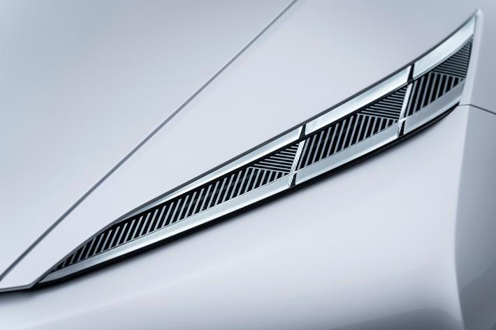 インフィニティ QX インスピレーション