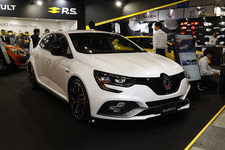 ルノー 東京オートサロン2019 出展ブース