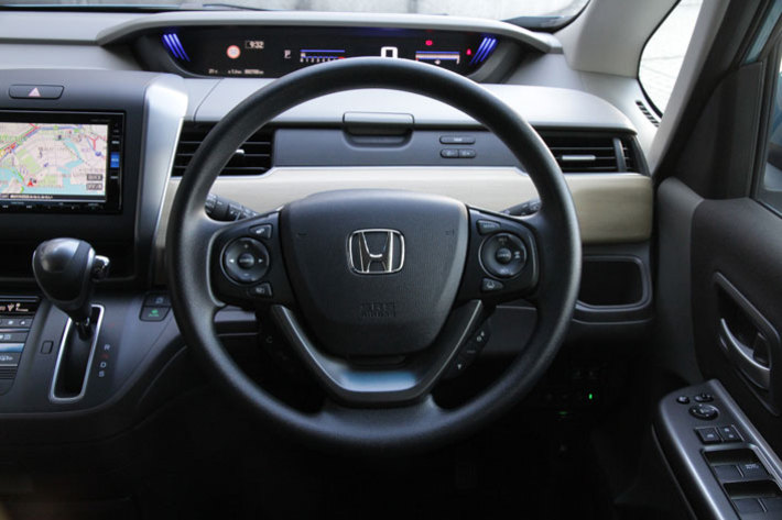 ホンダ フリード G Honda SENSING(オプション装着車)[FF・6人乗り・ガソリンモデル／ボディカラー：ブルーホライゾン・メタリック]