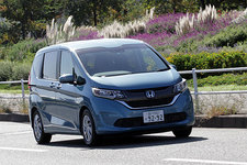 ホンダ フリード G Honda SENSING(オプション装着車)[FF・6人乗り・ガソリンモデル／ボディカラー：ブルーホライゾン・メタリック]