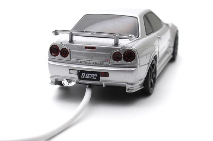 これがモバイルバッテリ？！ 海外でも有名な名車　日産スカイラインGT-R R34型　モバイルバッテリーが登場