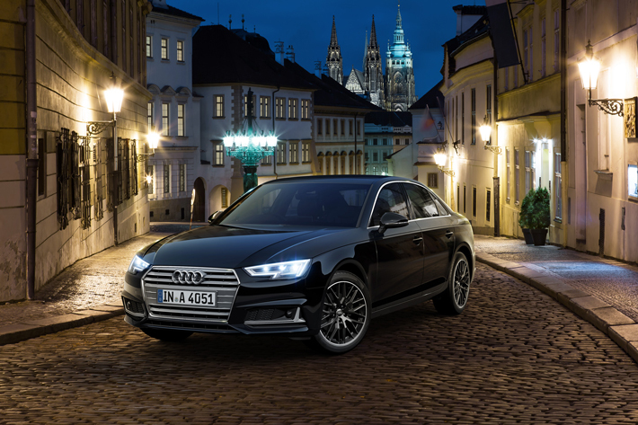 アウディ、A4シリーズの仕様と価格を一部変更して発売