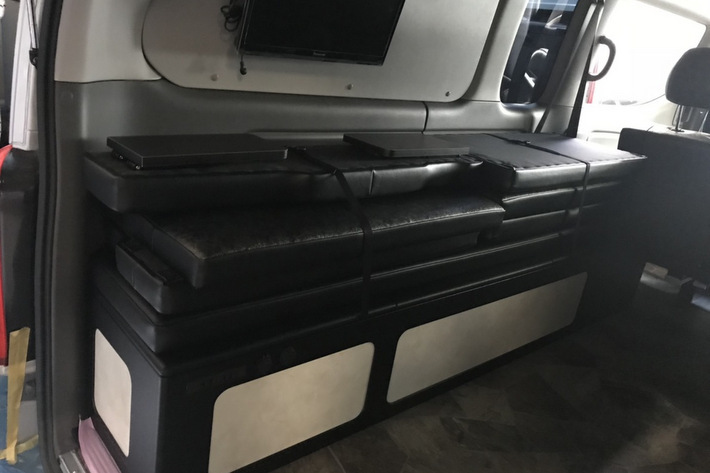 MDNマドンナ キャンピングカー内装