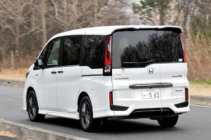 HONDA STEP WGN Modulo X（ホンダ ステップワゴン モデューロX）