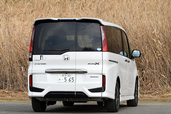 HONDA STEP WGN Modulo X（ホンダ ステップワゴン モデューロX）