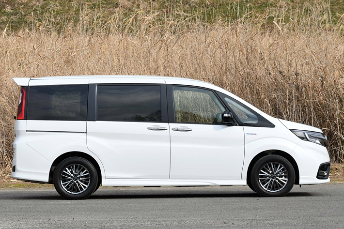 HONDA STEP WGN Modulo X（ホンダ ステップワゴン モデューロX）