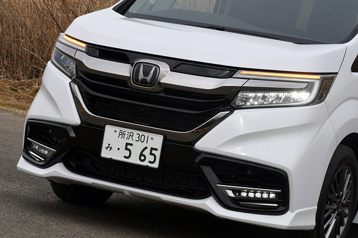 HONDA STEP WGN Modulo X（ホンダ ステップワゴン モデューロX）