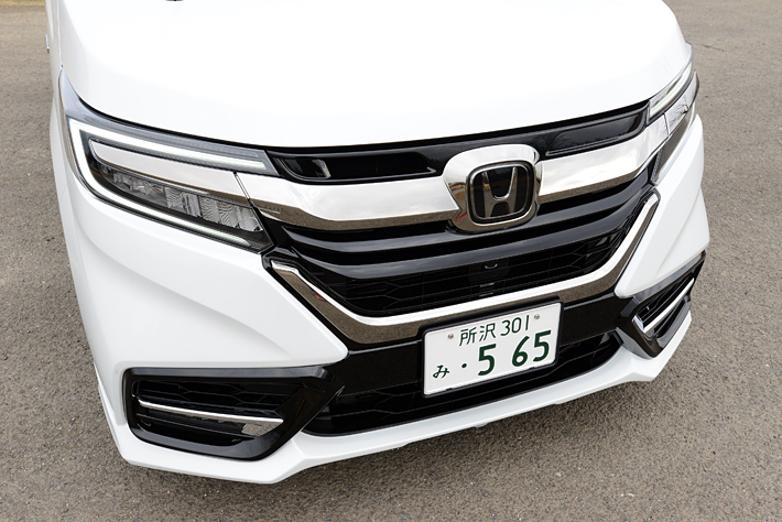 HONDA STEP WGN Modulo X（ホンダ ステップワゴン モデューロX）