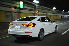 ホンダ 新型 インサイト「INSIGHT EX」