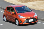 トヨタ 新型 ヴィッツ U[FF・1.3リッターガソリン／ボディカラー：オレンジメタリック]