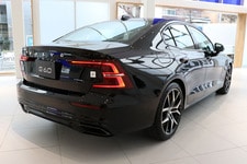 ボルボ 新型 S60 T8 ポールスターエンジニアード（北米仕様）
