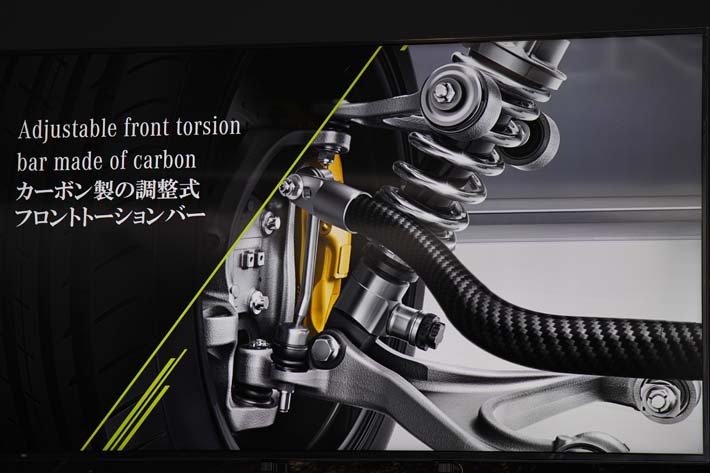 メルセデスAMG 新型GT 4ドアクーペ 発表会