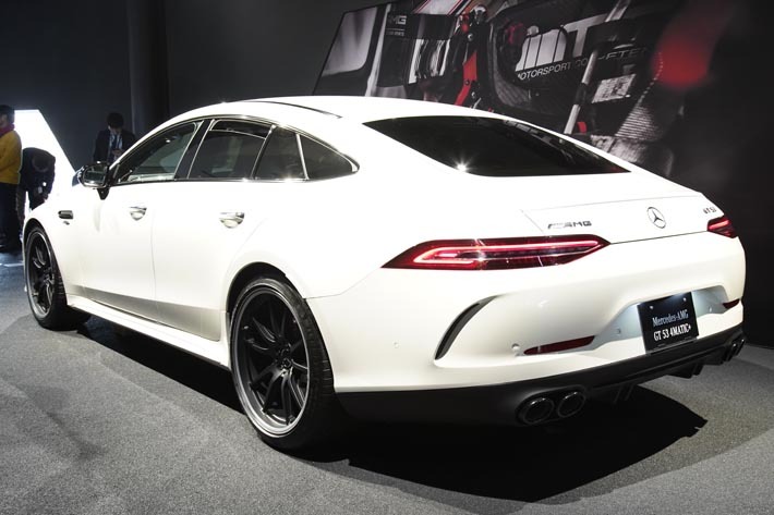 メルセデスAMG 新型GT 4ドアクーペ 53 4MATIC+