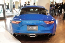 六本木ヒルズにて「アルピーヌ ガレージ」が期間限定オープン