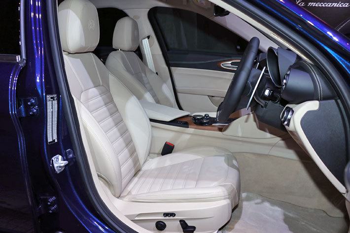 [ALFA ROMEO Giulia 2.2TURBO DISEL SUPER]アルファロメオ ステルヴィオ／ジュリア スポーツディーゼルターボモデル追加「Alfa Romeo D night」記者会見(2019年2月18日)