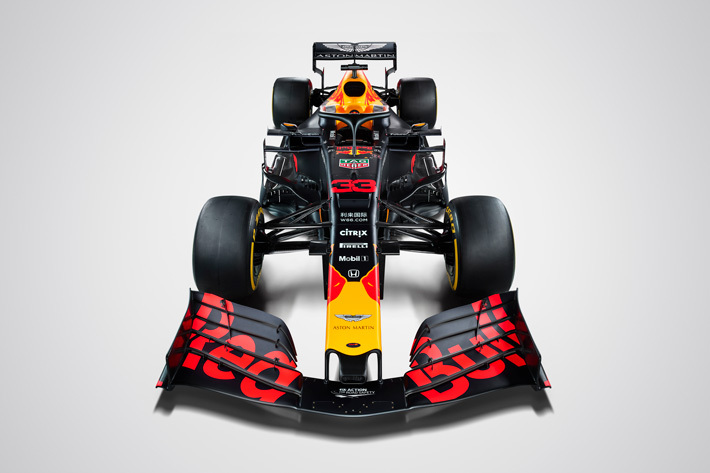 レース中止でf1レーサーはいま何してる 現役選手参戦でバーチャルレース界隈が大変なことになっていた 画像ギャラリー No 特集 Mota