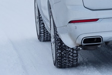 ボルボ XC90 T8 ツインエンジン AWD Inscription