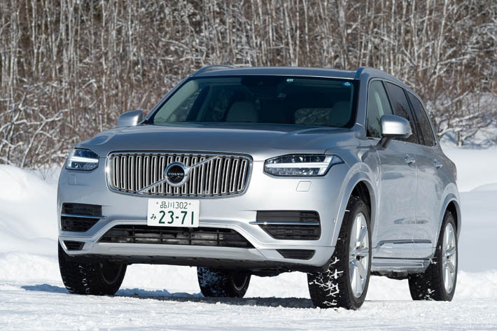 ボルボ XC90 T8 ツインエンジン AWD Inscription