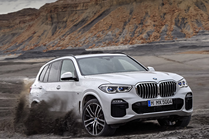 BMW 新型「X5」登場｜Xモデル初となるサスペンションも採用|【業界先取り】業界ニュース・自動車ニュース2022国産車から輸入車まで【MOTA】