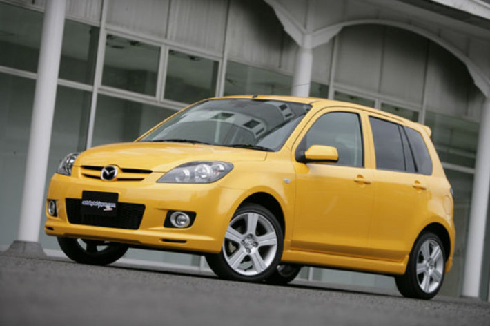 マツダ デミオ【2代目モデル】