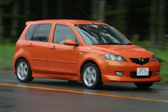 マツダ デミオ【2代目モデル】