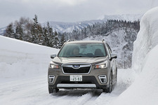 山形県大蔵村 肘折温泉付近の雪壁が凄過ぎた【SUBARUテックツアー第10弾 “SUV SNOW DRIVING EXPERIENCE”(試乗エリア：山形県酒田市⇒山形県山形市／2019年2月15日取材)】