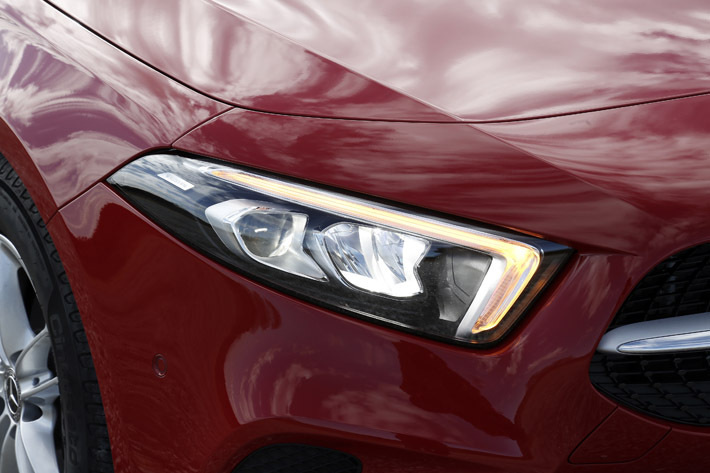 メルセデス・ベンツ 新型Aクラス