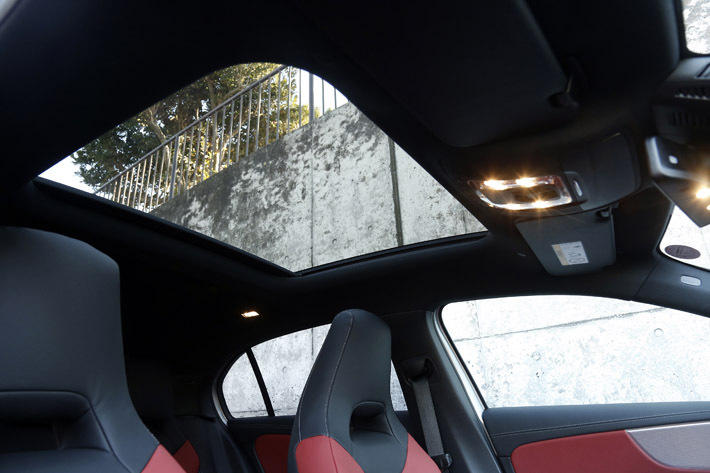 メルセデス・ベンツ 新型Aクラス