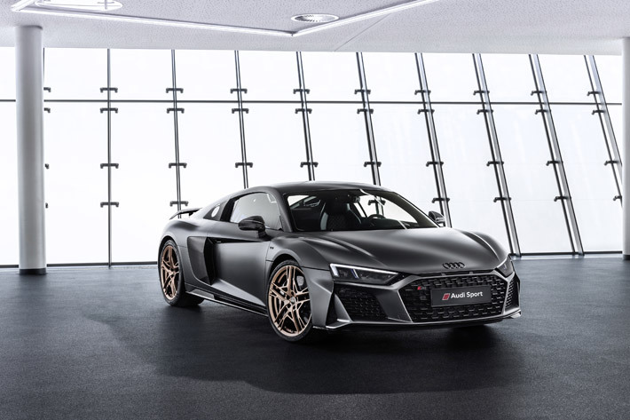 アウディ R8 V10ディセニアム