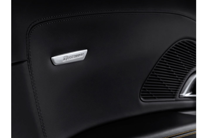 アウディ R8 V10ディセニアム