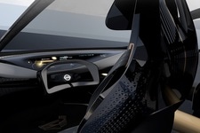 日産 クロスオーバーコンセプト「IMQ」