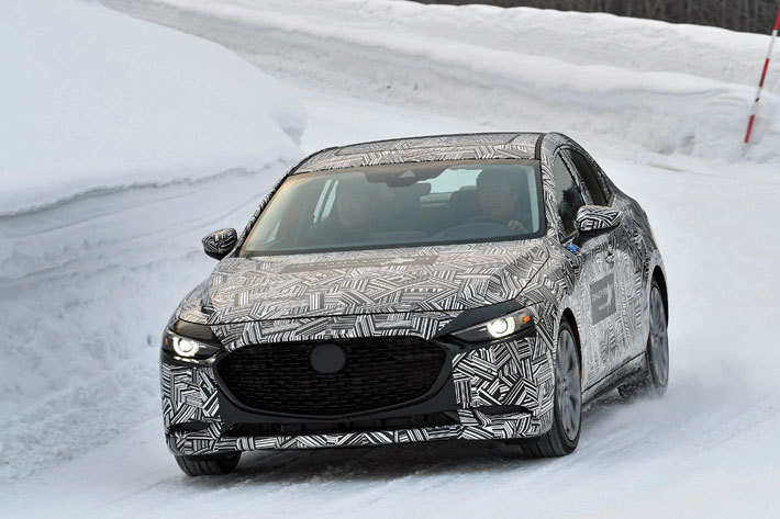 マツダ 3(プロトタイプ) 雪上テスト【2019年マツダ雪上試乗会(テストコース：北海道・マツダ剣淵試験場)】
