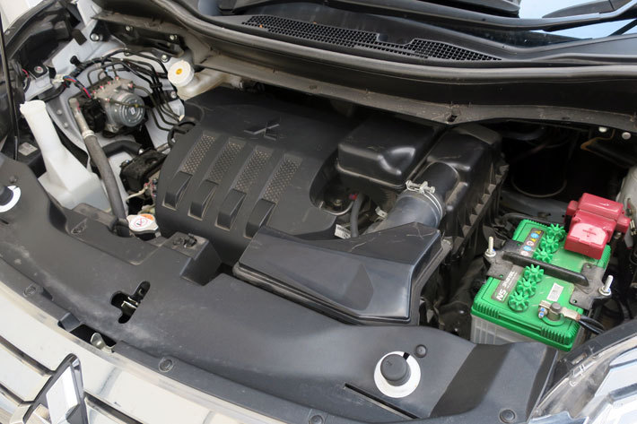 三菱 エクスパンダー[3列シートクロスオーバーミニバン／タイ仕様(日本未発売モデル)]