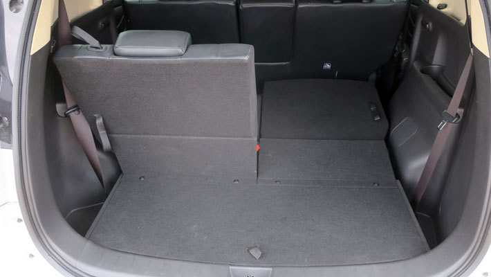 三菱 エクスパンダー[3列シートクロスオーバーミニバン／タイ仕様(日本未発売モデル)]