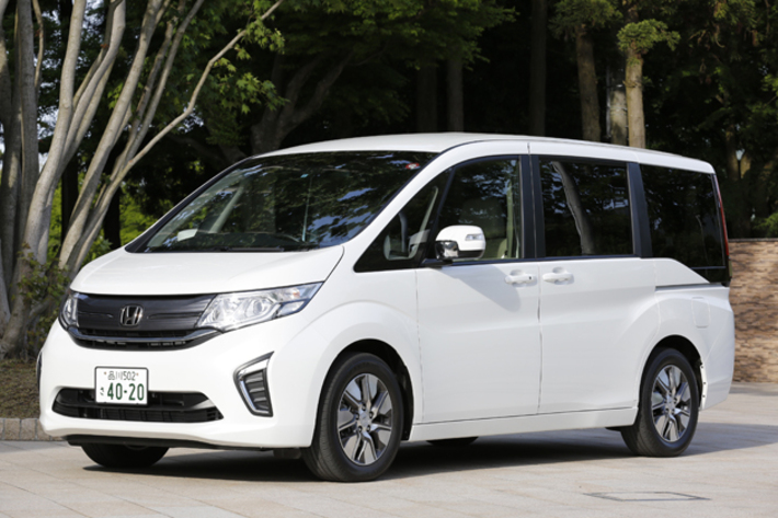 ホンダ ステップワゴン 新車購入ガイド 車両価格から燃費 オプション装備まで一挙に紹介 徹底検証 18年mota車購入ガイド Mota